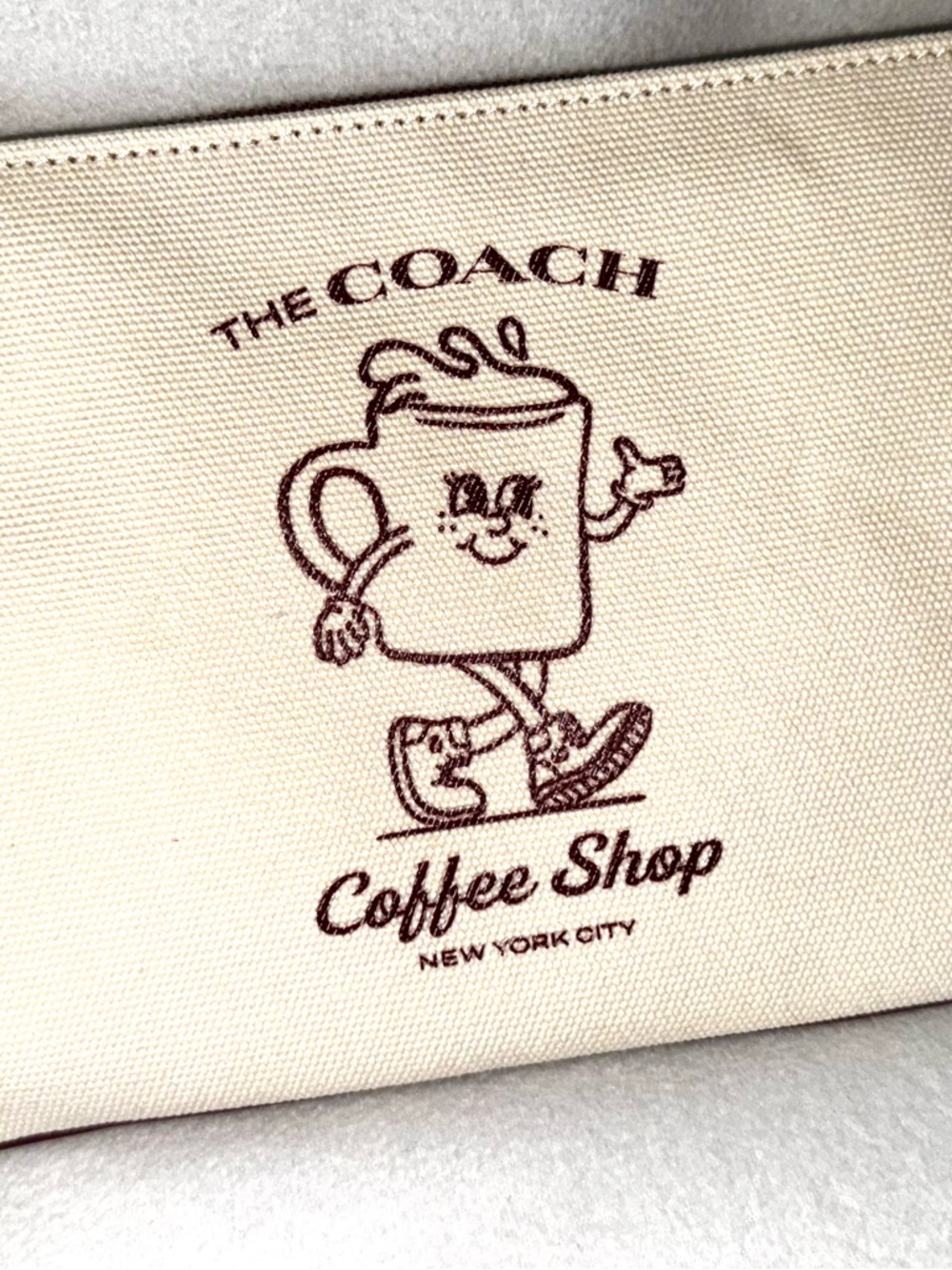 NEW COACH Coffee Shop Ltd. Edition Lil Miss Jo Ivory Canvas Turnlock Pouch NWT - Picture 2 of 14